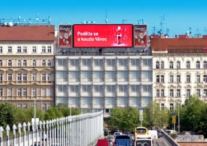 Hvězda mezi reklamními LED obrazovkami Česka